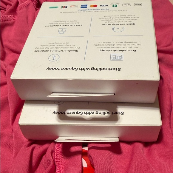 Square Contactless and Chip Reader - White - Picture 2 of 4